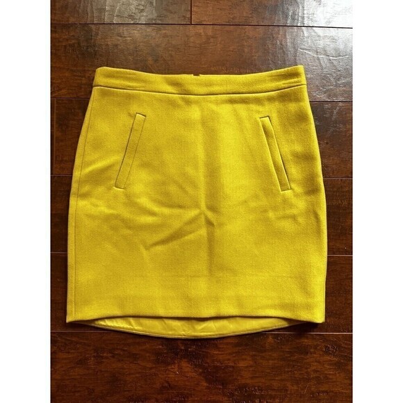J. Crew Mini Pencil 100% Wool Lined Skirt Womens Sz 00 - Picture 1 of 6